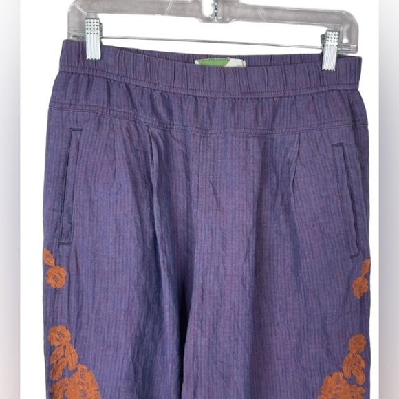 Anthropologie Pants - Anthropologie PREOWNED embroidered pants SIZE XS  purple in color